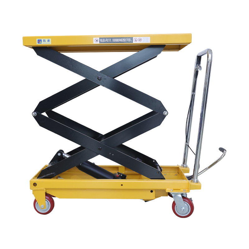 Hydraulický vozík s hydraulickým nástrojem BT