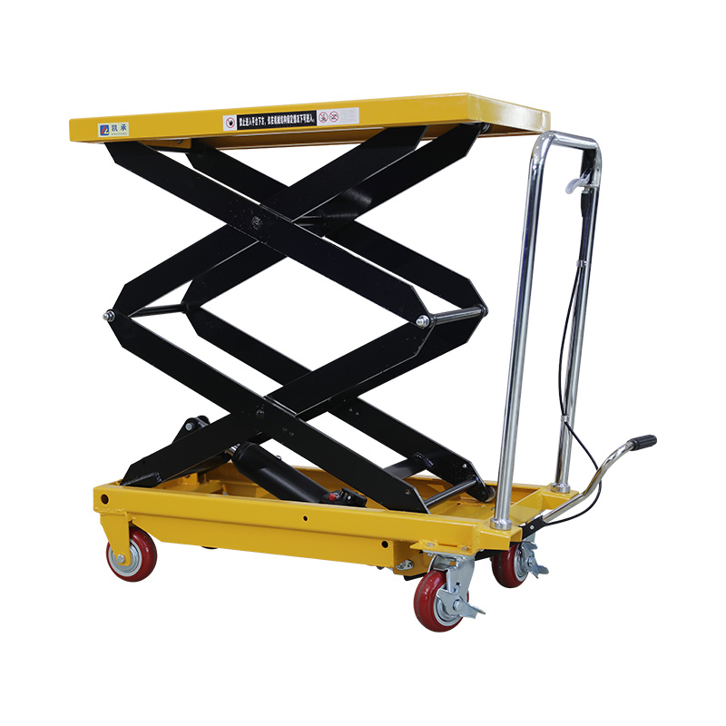 Hydraulický vozík s hydraulickým nástrojem BT